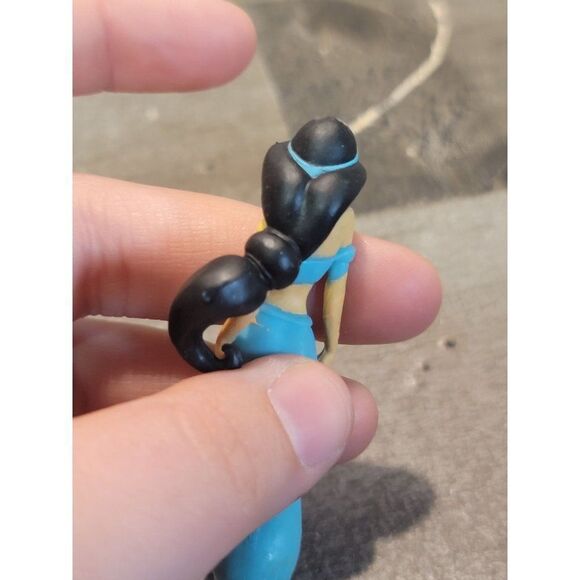 Princess Jasmine Disney Pixar Aladdin toy figure - Picture 4 of 5